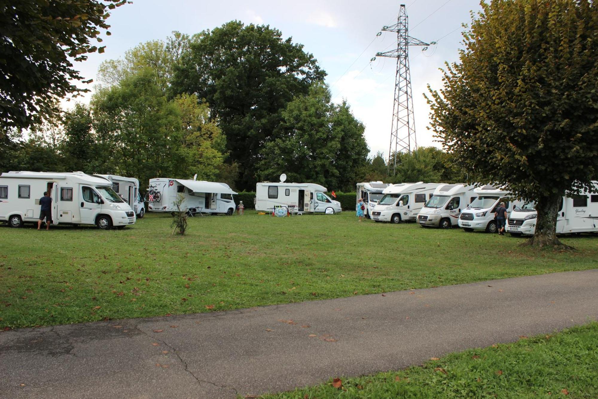 Camping Les Acacias Altkirch Buitenkant foto