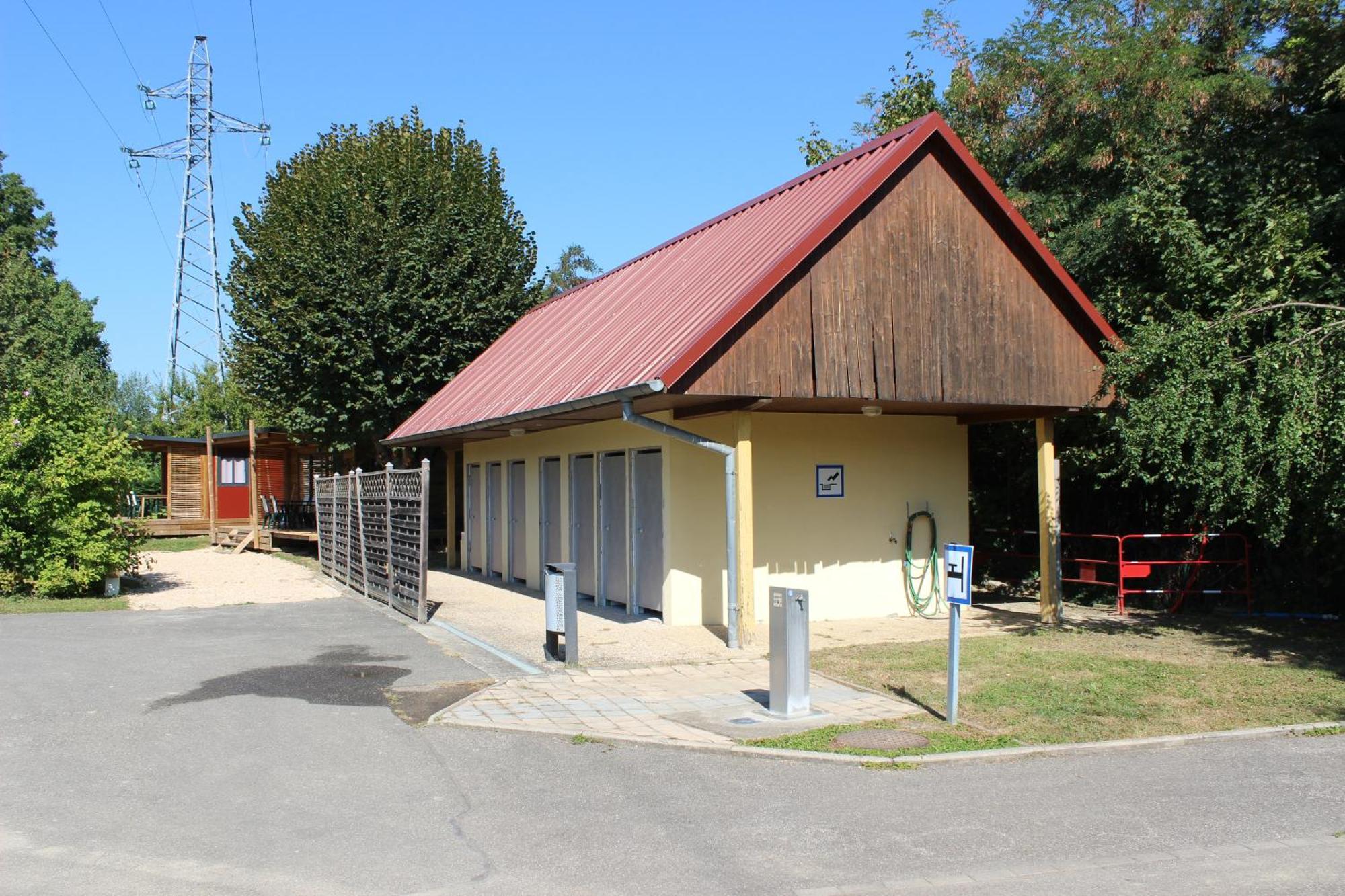 Camping Les Acacias Altkirch Buitenkant foto